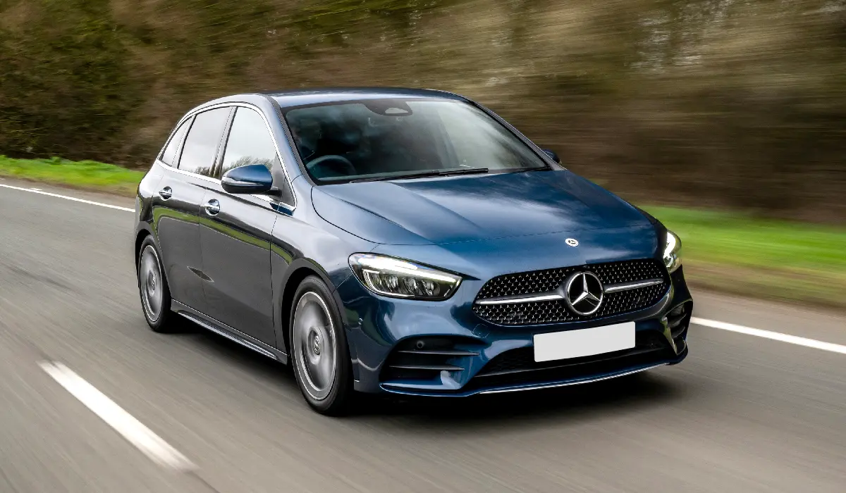 Mercedes-Benz - B-Class B 180 Sport - Luxury Car Rentals - Preowned Luxury Car - Exclusive Concierge Club.webp
